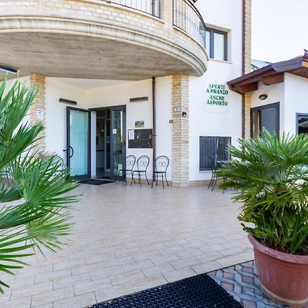 Isola Felice Hotel Silvi Paese Exterior photo