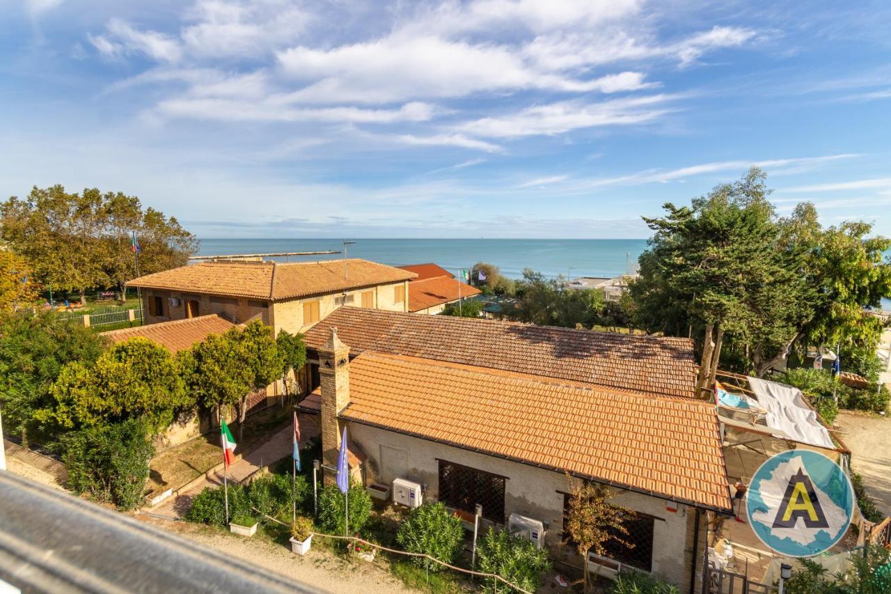 Isola Felice Hotel Silvi Paese Exterior photo